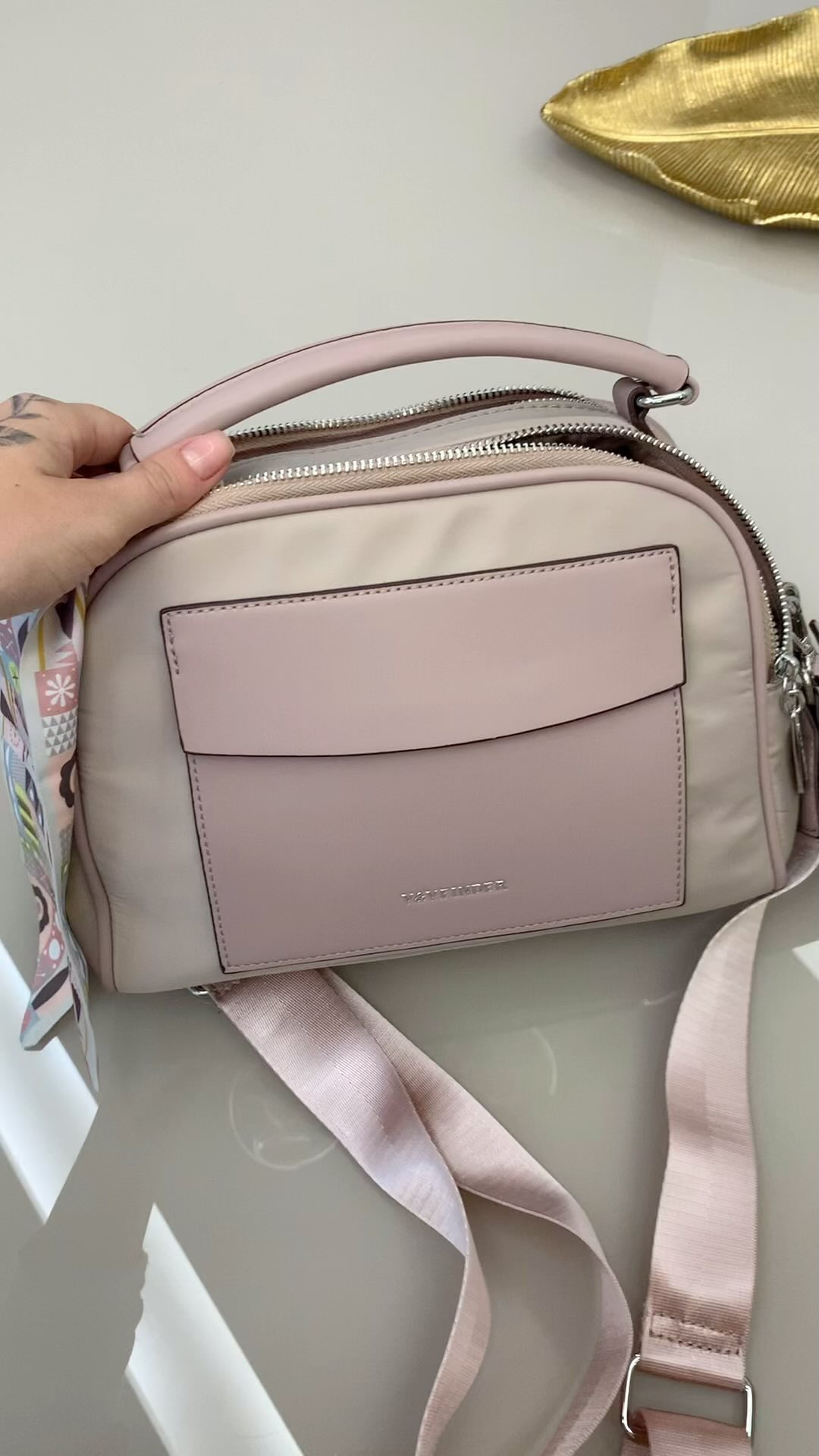 Michele Bolsas Em Nova Serrana Mg  | tuum.com.br