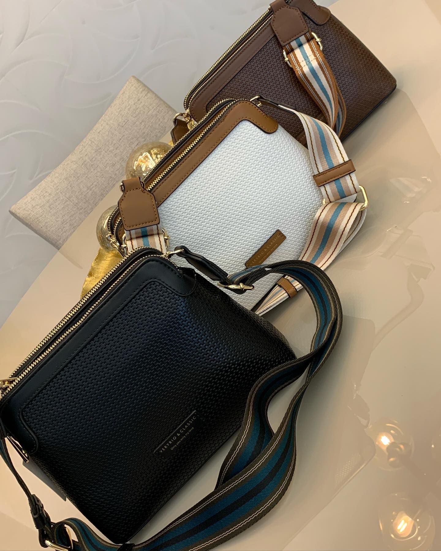 Michele Bolsas Em Nova Serrana Mg  | tuum.com.br